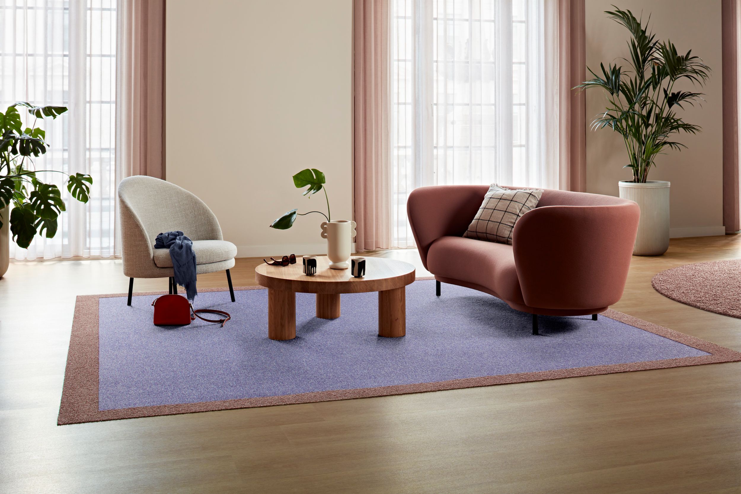 Carpet: Heuga 580 II, Lavender, Monolithic,  Touch & Tones 102, 103, Blush, Monolithic, LVT: Level Set Woodgrains, Cedar, Ashlar image number 9